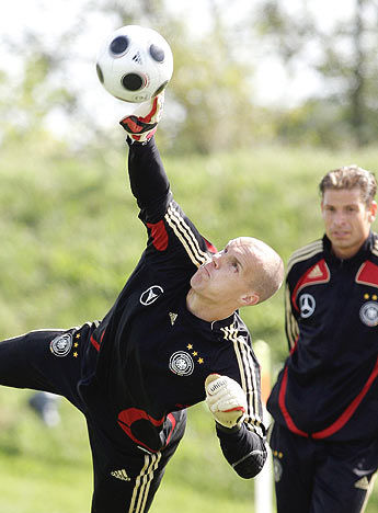 R.I.P. Robert Enke!!!! - 