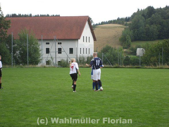 DAMENMANNSCHAFT KÖNIGSWIESEN - 