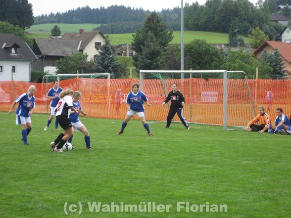 DAMENMANNSCHAFT KÖNIGSWIESEN - 