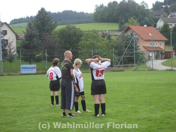 DAMENMANNSCHAFT KÖNIGSWIESEN - 