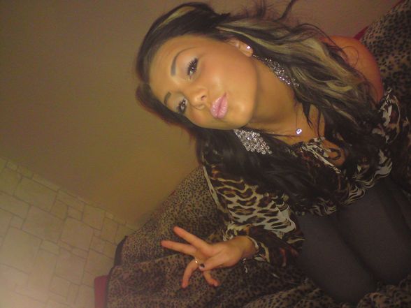 its mee ( :  - 
