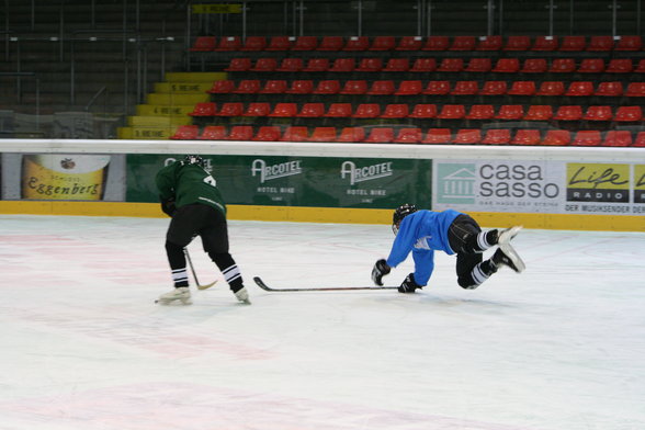 ich beim hockey spielen - 