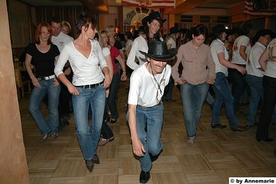 LINE DANCE - 