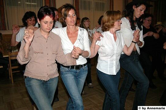 LINE DANCE - 