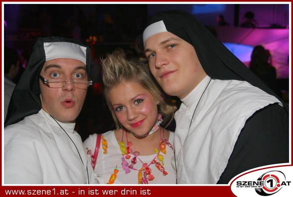 Die Heiligen vier NONNEN - 