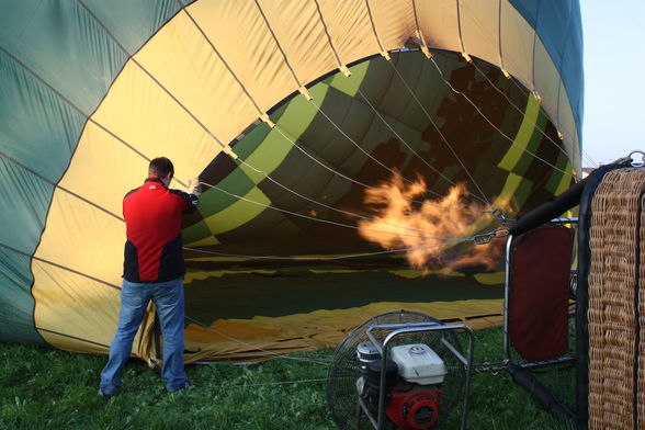 ICH MEIN SCHATZ UND DER BALLON - 