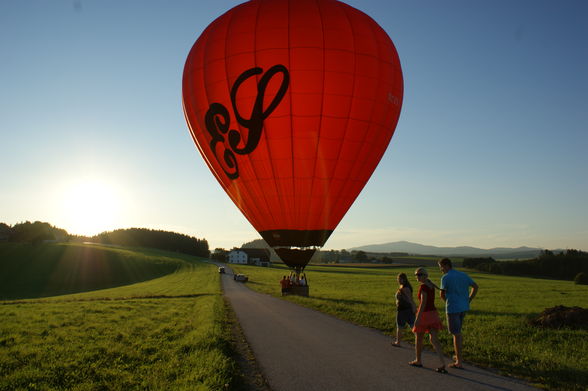 ICH MEIN SCHATZ UND DER BALLON - 