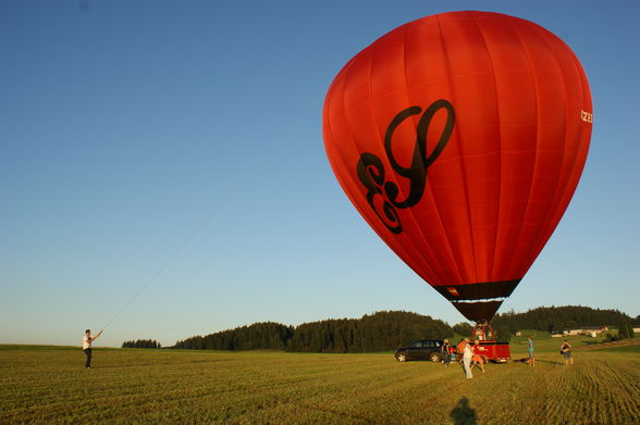 ICH MEIN SCHATZ UND DER BALLON - 