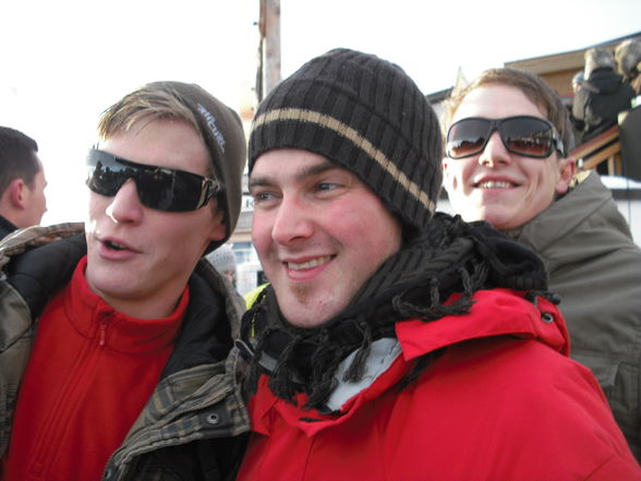 Rave on Snow 2008 - 