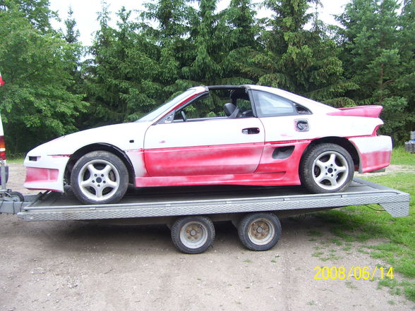 Mei Toyota MR2 - 