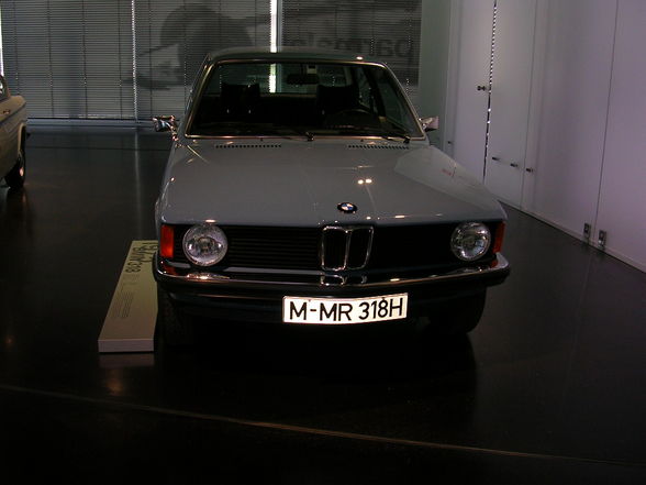 BMW Welt und BMW Museum in München - 