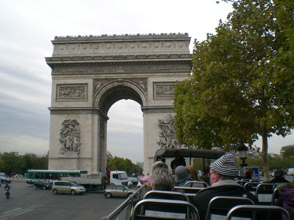 PARIS - 