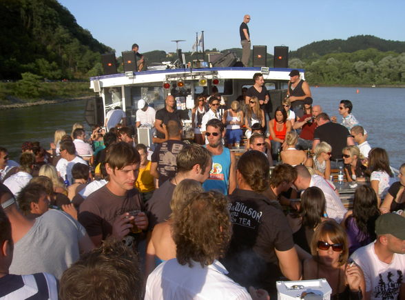 Houseboat 2 `08 - 