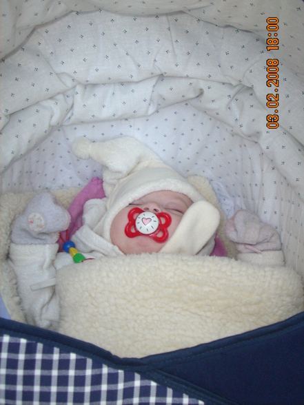 Immer unterwegs und baby macht brav mit - 