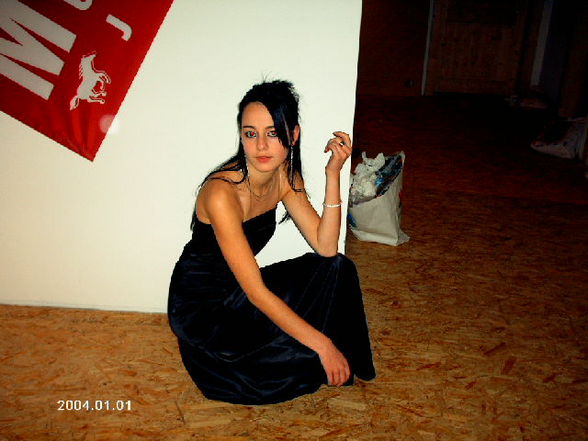 >>THAT'S ME2004-2006 - 