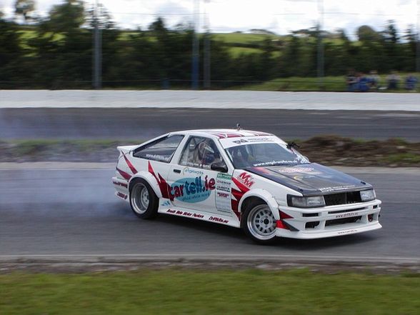 AE86 - 