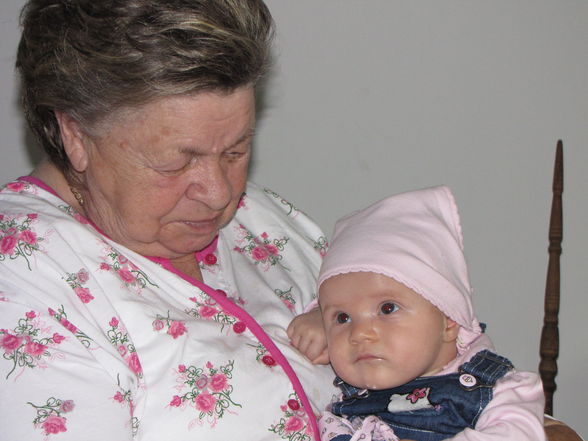 Naomi mit Urli - Oma`s - 