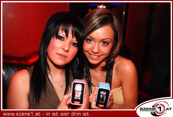 liNDAs & My B-DAY PARty(laVa louNge) - 