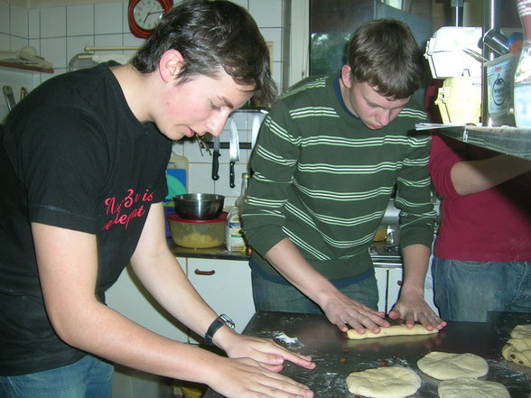 Weihbrotbacken Karfreitag 2007 - 