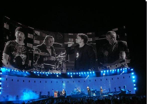 U2 Vertigo Tour 2005 Wien - 