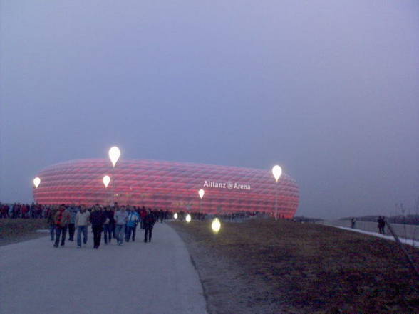 FC Bayern gegen Frankfurt - 