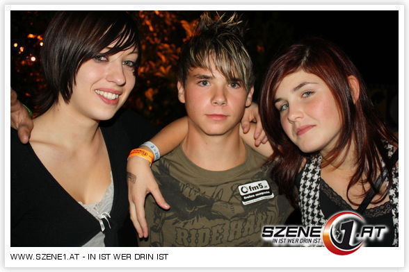 2009. durch feiern. - 