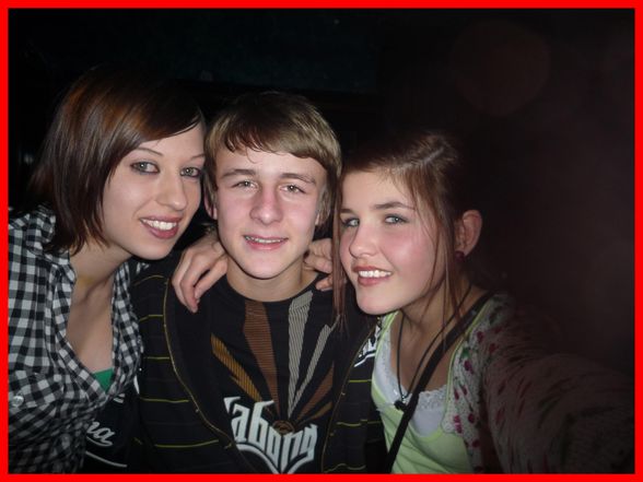 2010. durch feiern. - 