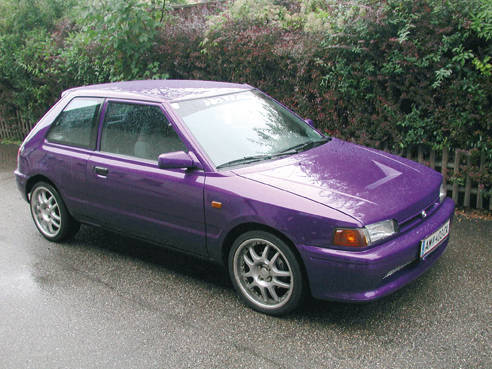 Mazda Szene - 