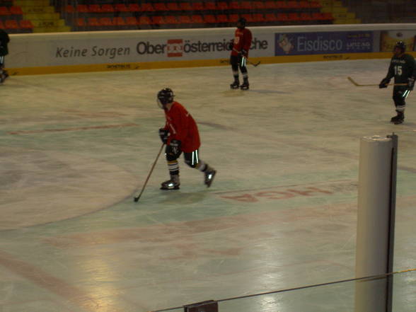 Eishockey (Freizeit) - 