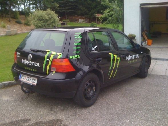 Monster Energy Bolf 2010 - 