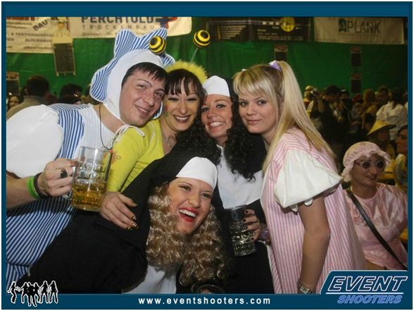 FaScHiNg - 