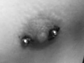 Mei Brustwarzenpiercing - 