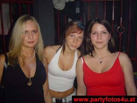 FRIENDS & PARTY - 