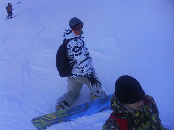 SnOwBoArDeN - 