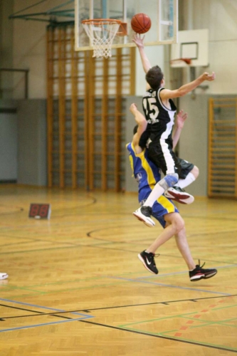 Basketball - 