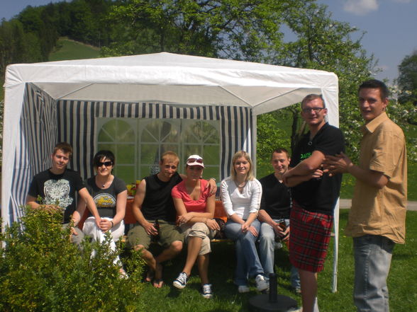 Grillen mit Theo, Bekki, Esther und Co - 