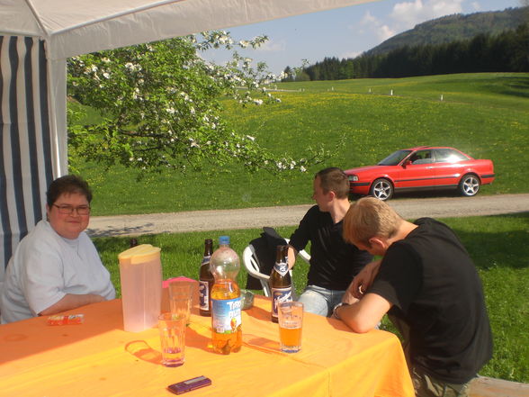 Grillen mit Theo, Bekki, Esther und Co - 