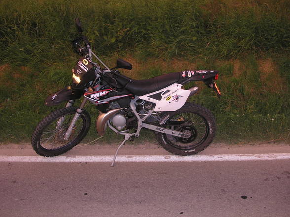 GeIlE MopEds - 