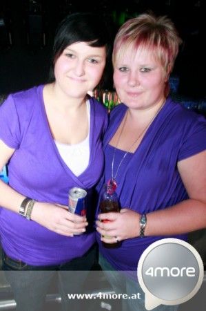 Party 09 - 