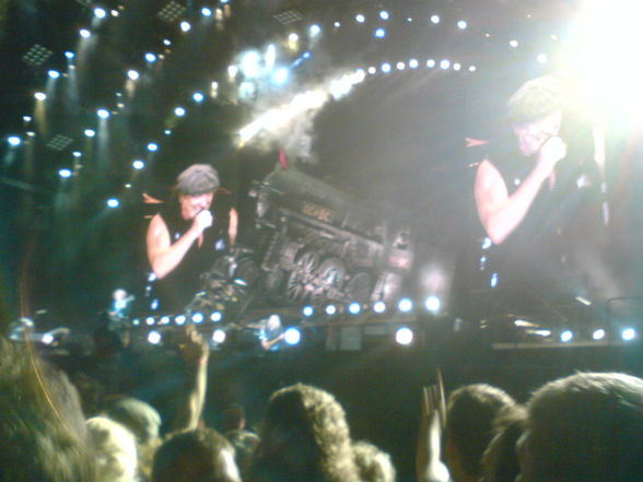 AC/DC live @ Wiener Ernsthappelstadion - 