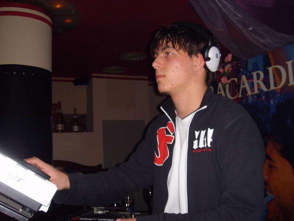 DJ STI-PO in the mix - 