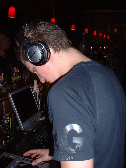 DJ STI-PO in the mix - 