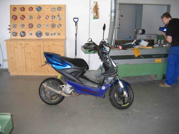 Moped - 