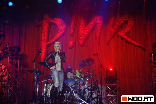 P!NK 06.07.2007 burg clam - 