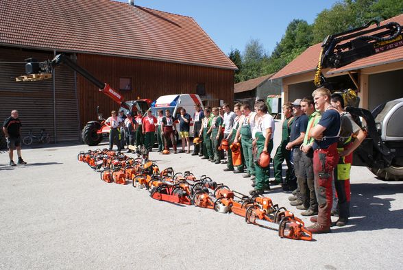 Motorsägen Wettschneiden! - 