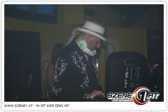 GiGi D´AgOsTiNo WaR hAmMeR gEiL!!! - 