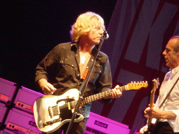 STATUS QUO Live In Concert - 