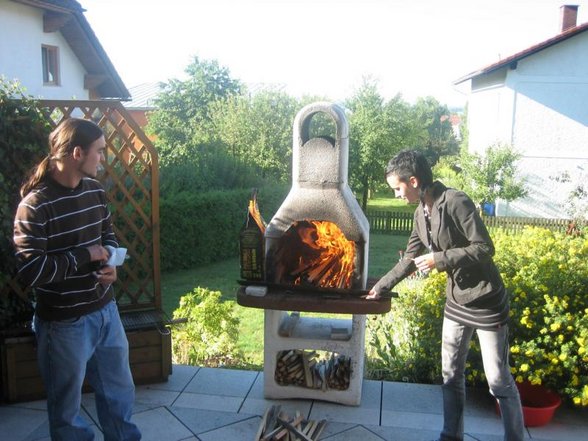 Grillen zum Sonnenaufgang - 