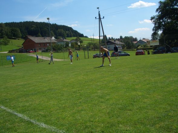 Faustball Dörfertunier Lichtenau  - 