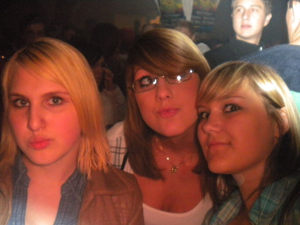 White Shine Clubbing 2010.. - 